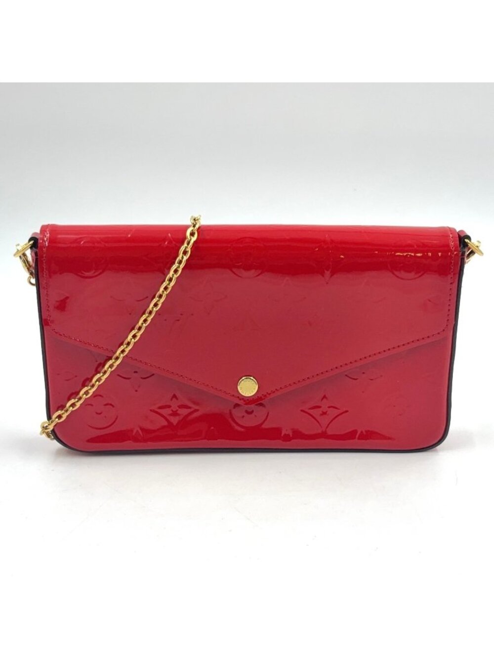 Louis Vuitton Pochette Felice Monogram Vernis Cerise Patent Leather Shoulder Bag